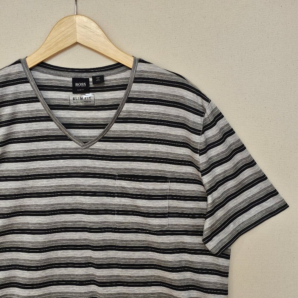 NWOT Hugo Boss Slim Fit V Neck Pocket Tee XL